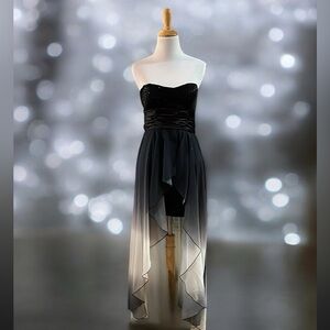 SPEECHLESS STRAPLESS HIGH LOW SEQUINED PROM DRESS BLK WHI GRA JUNIORS SIZE 1